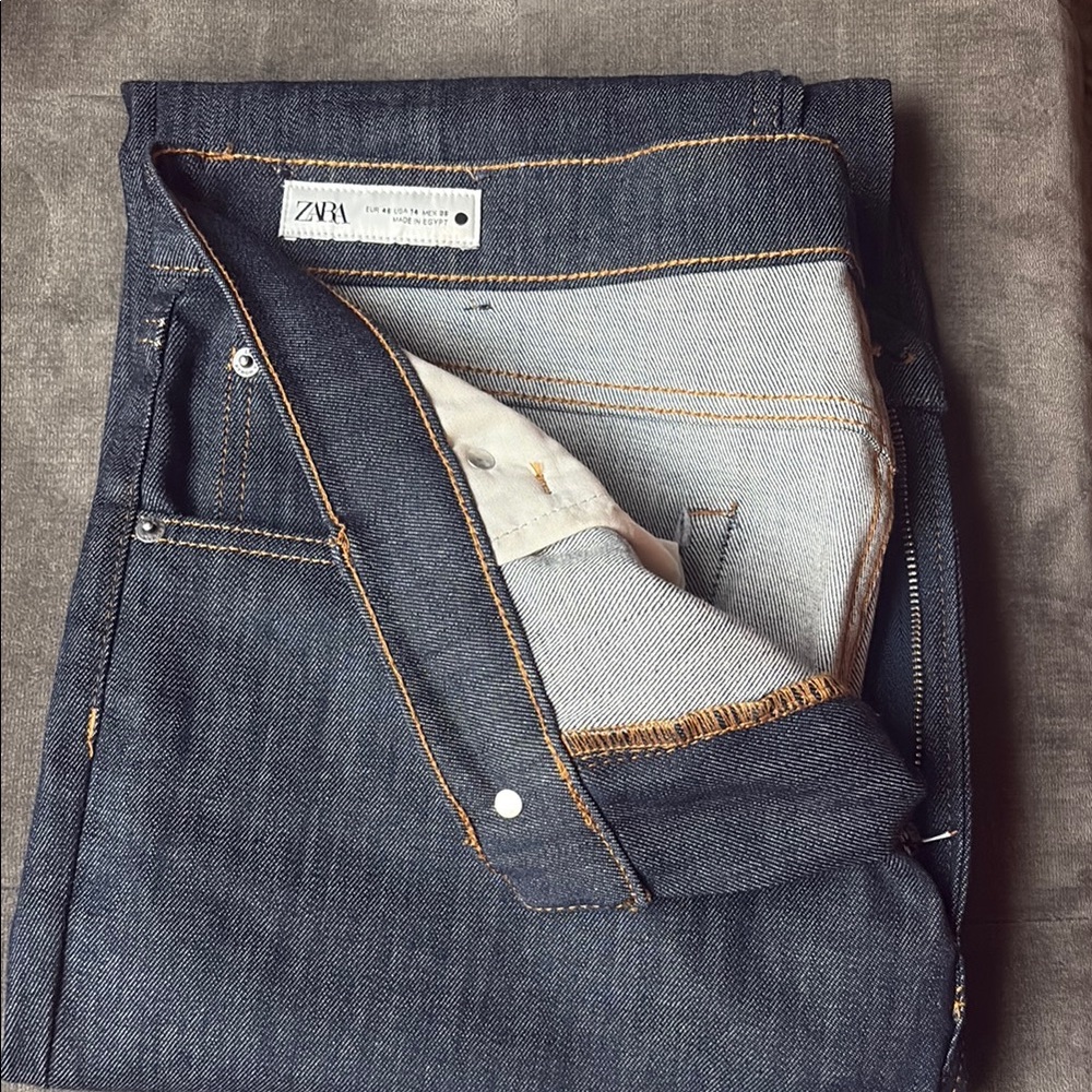 NWOT Zara Women’s Dark Blue Denim Jeans from Spain